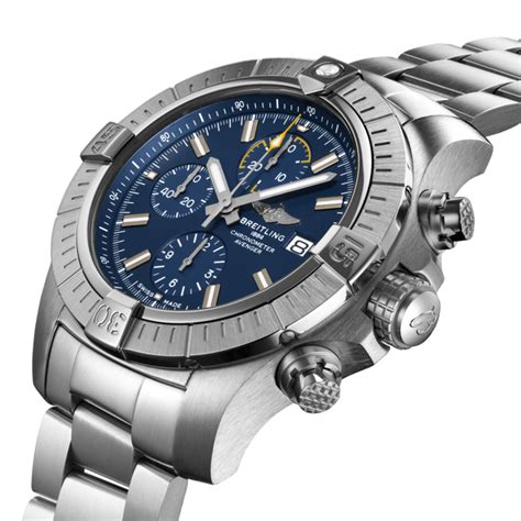 breitling avenger chronograph 45.